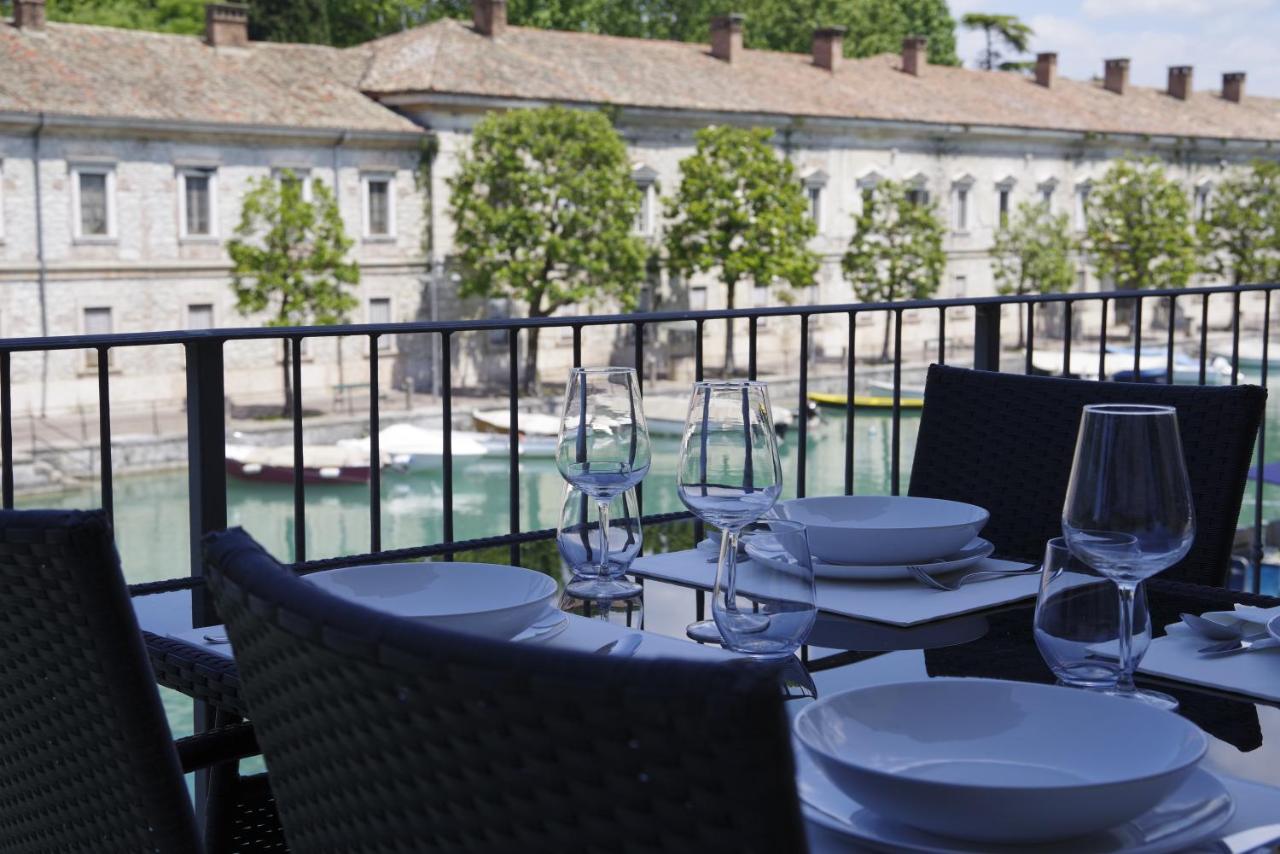 Time To Relax - La Terrazza Sul Lago Peschiera del Garda Exterior foto